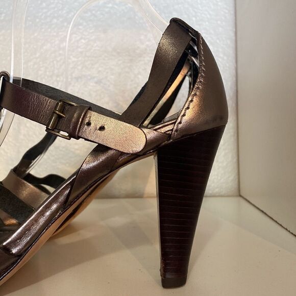 Boden Womens Metallic Pewter T Strap Heel Sandals - Picture 6 of 14